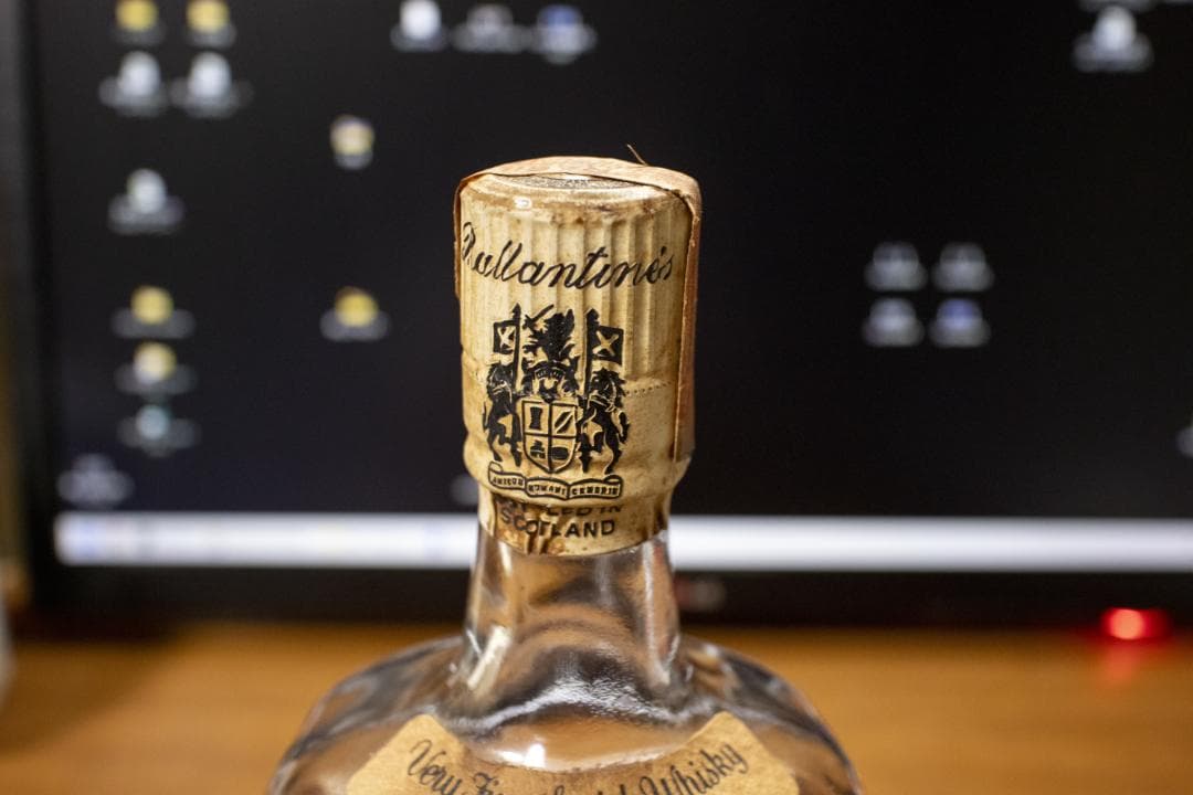 宮田【古酒】青赤紋章 バランタイン ファイネスト クリアボトル