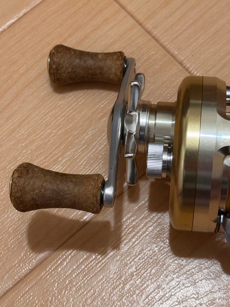 ダイワ　ミリオネア CV-Z 205L《値下げ⭐︎早い者勝ち》