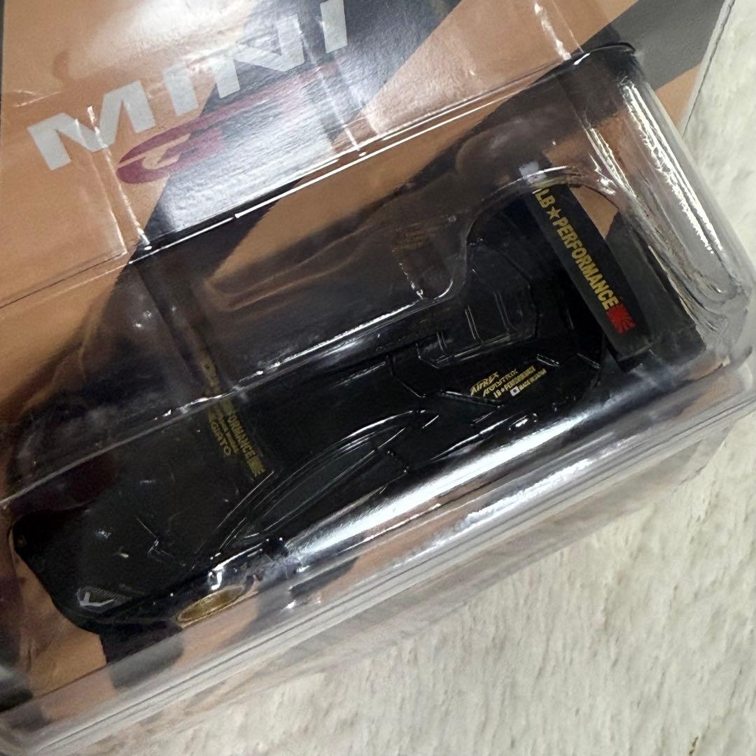 MINI GT 1/64 Lワークス ランボルギーニアヴェンタドール ブラック