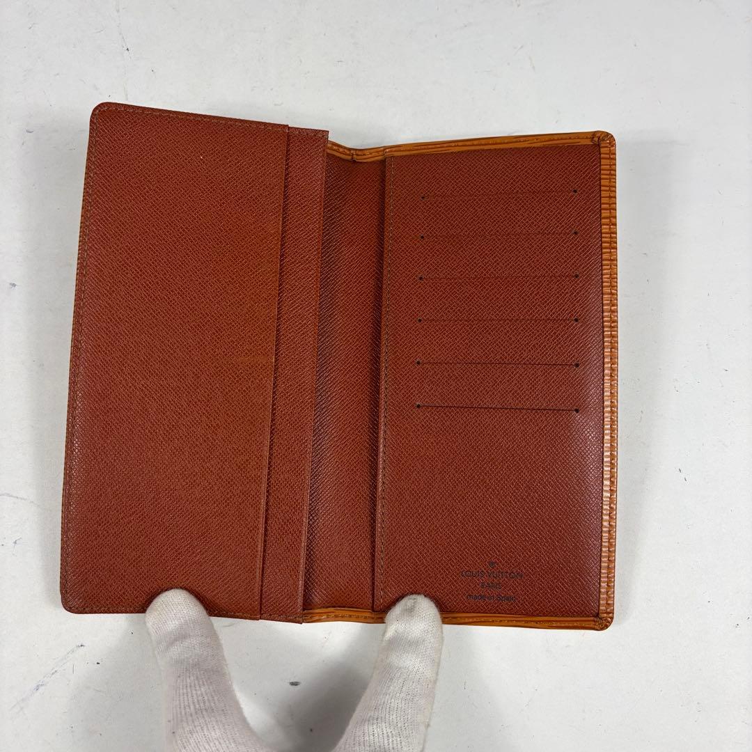 ルイヴィトン エピ ポルトカルト クレディ カードケース 札入れ ブラウン系