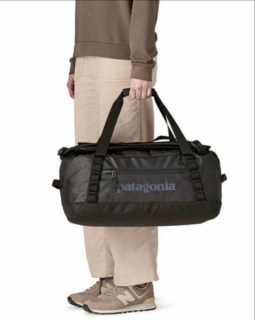 残り1つ【未使用/未開封】パタゴニア ブラックホール・ダッフル 40L ブラック
