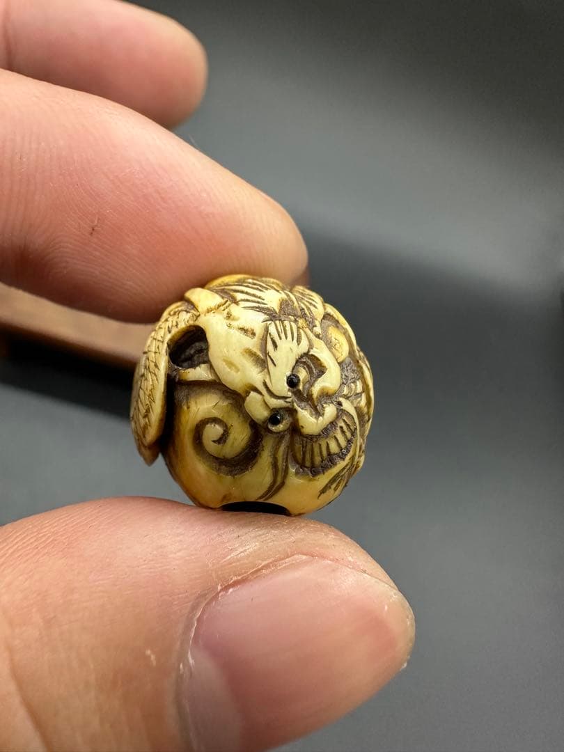 緒締　玉4点 玉　おじめ　根付　提げ物　骨董古美術