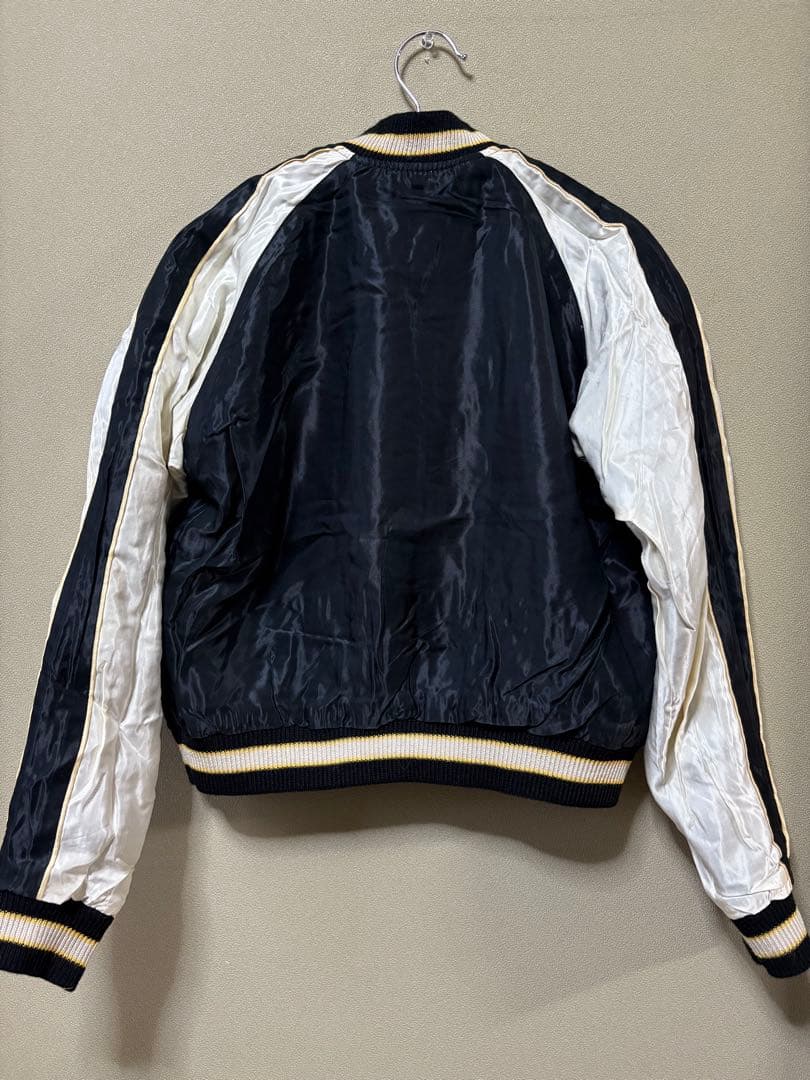 BEAMSBOY×東洋エンタープライズリバーシブルスカジャン。