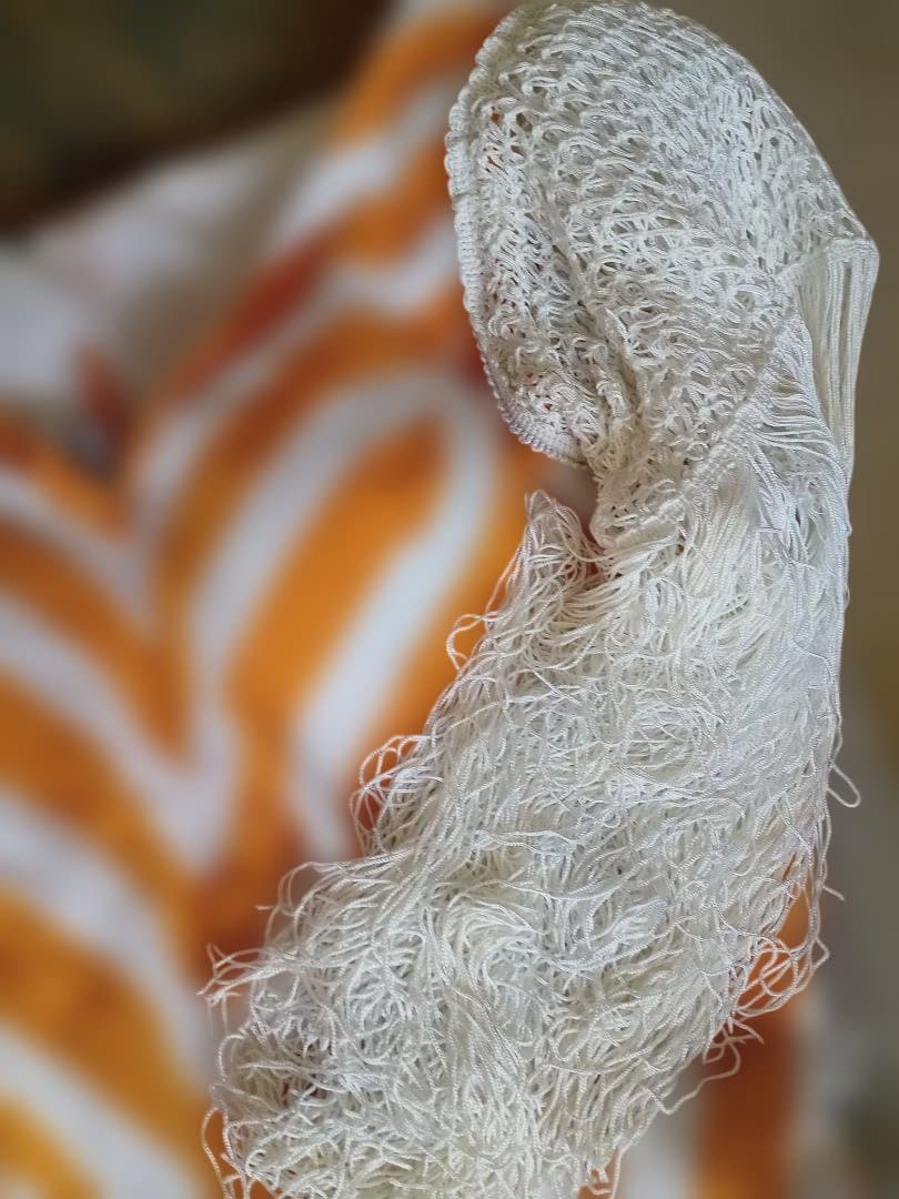 フラメンコドレス マロン地　白のストライプ