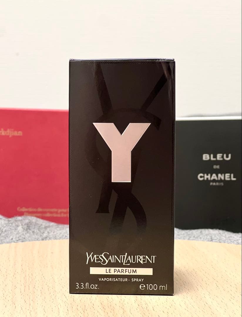 Yves Saint Laurent Y パルファム 100ml