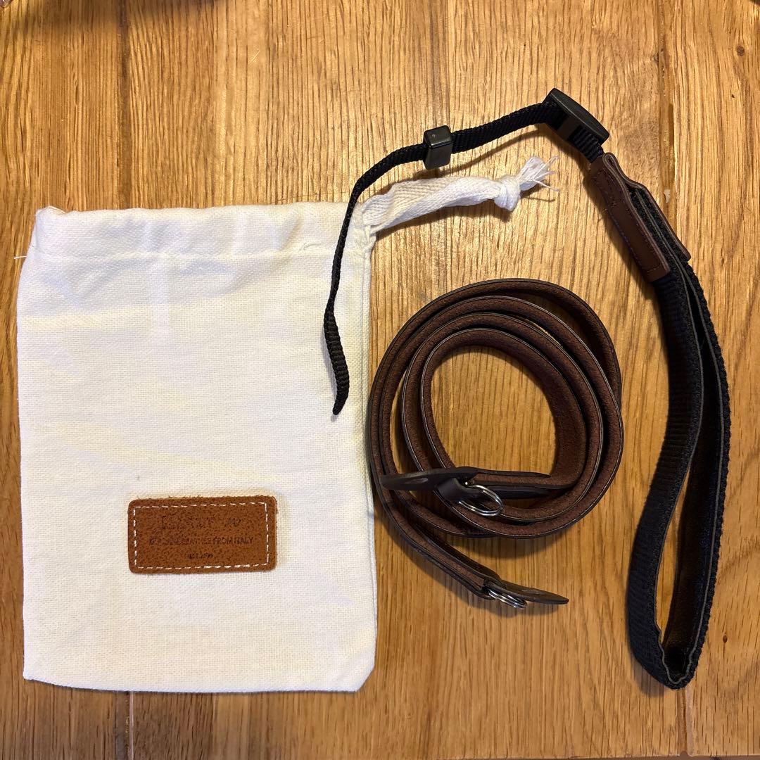 【ほぼ新品】Nikon zfc ブラック　SD、ガイドブック、本革ストラップ付き