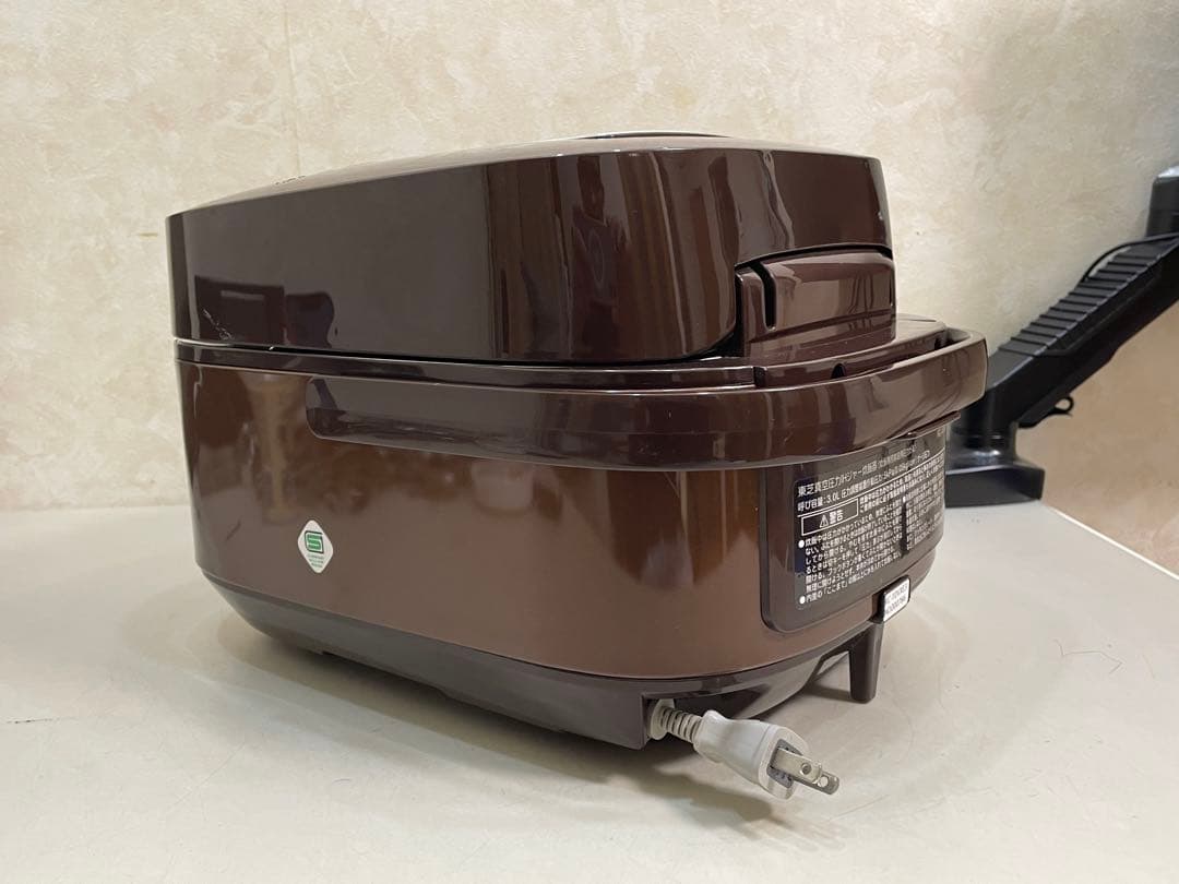Toshiba RC-10VXE3 真空圧力IHジャー炊飯