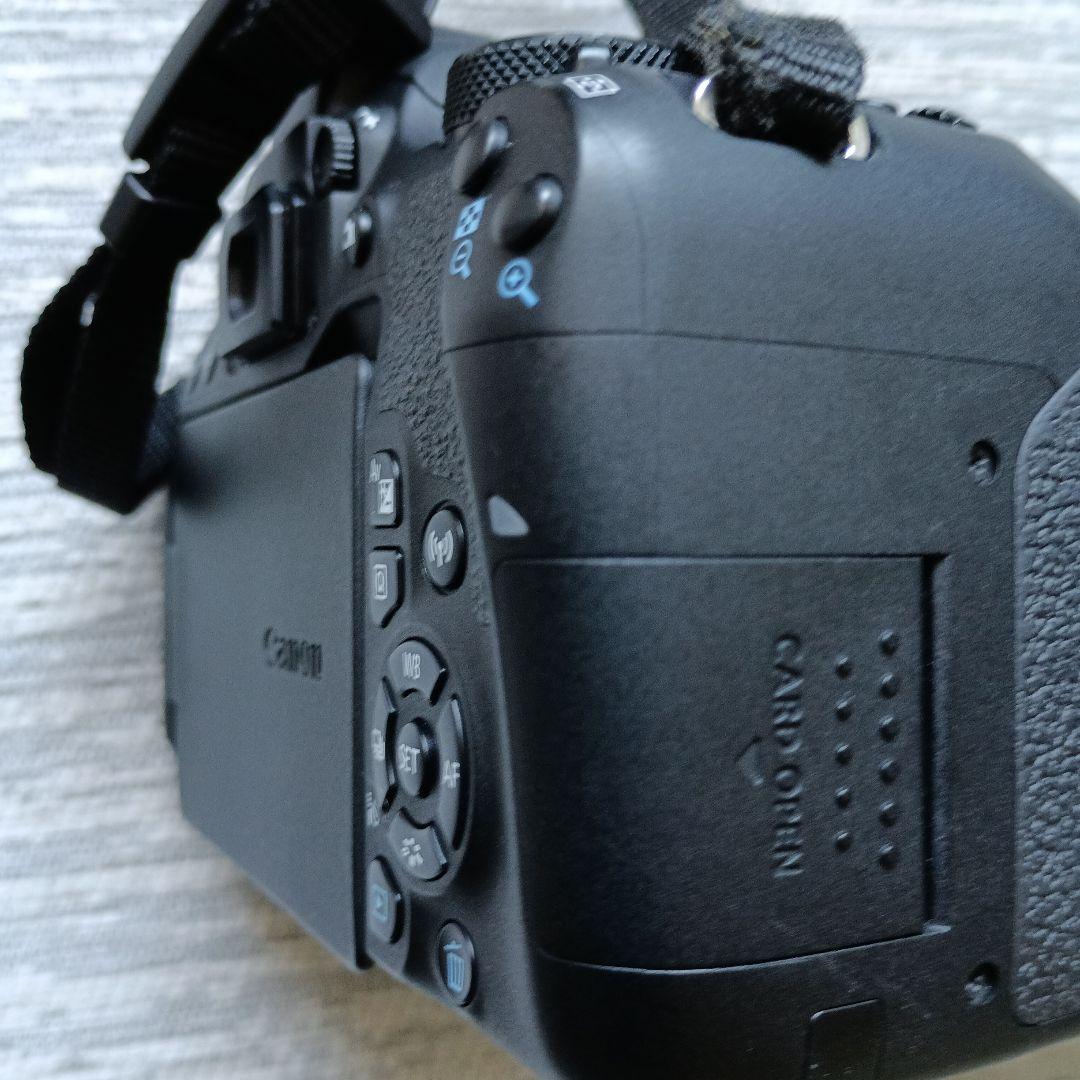 Canon EOS kiss x9i レンズ2本付き