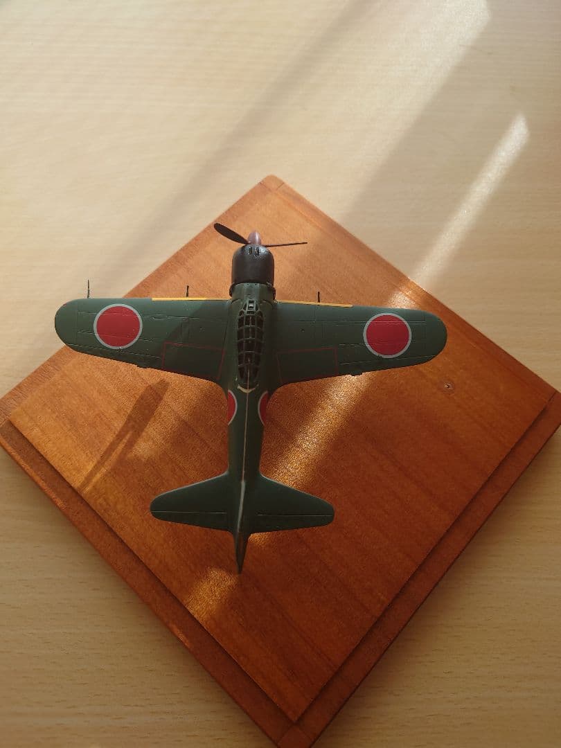 【精密・金属製】小西製作所 1/100 零式艦上戦闘機 五二型（ケース・台座付）