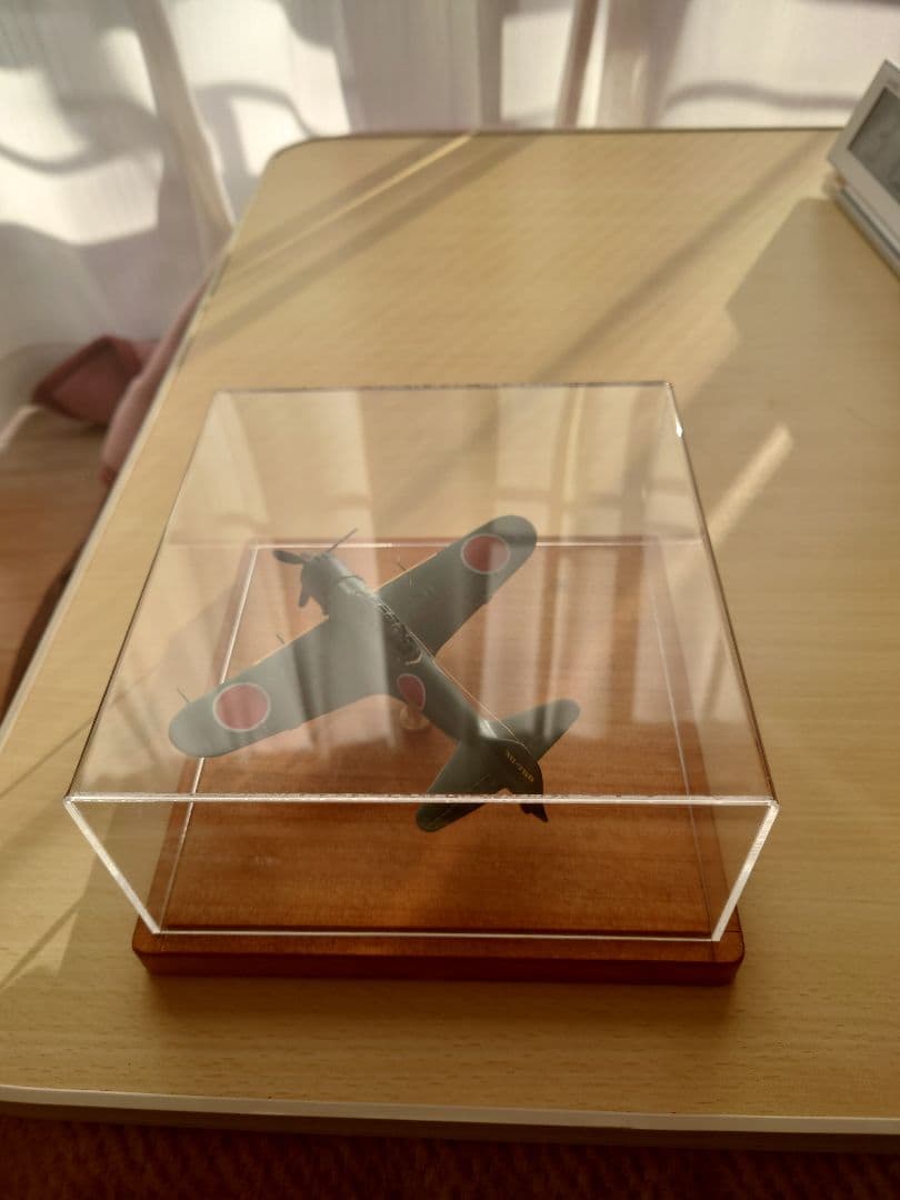 【精密・金属製】小西製作所 1/100 零式艦上戦闘機 五二型（ケース・台座付）