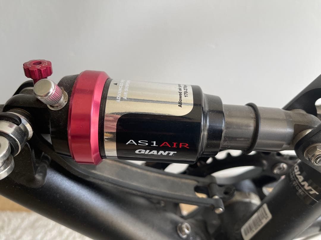 GIANT MR4 ミニベロ 折りたたみ自転車　収納バッグ　空気入れ　ライト付き