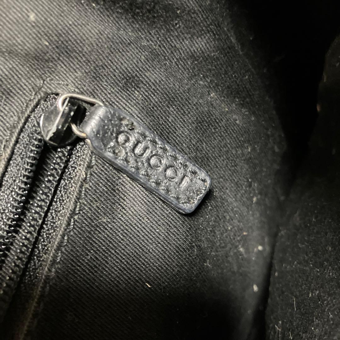 Gucci ブラック ハンドバッグ