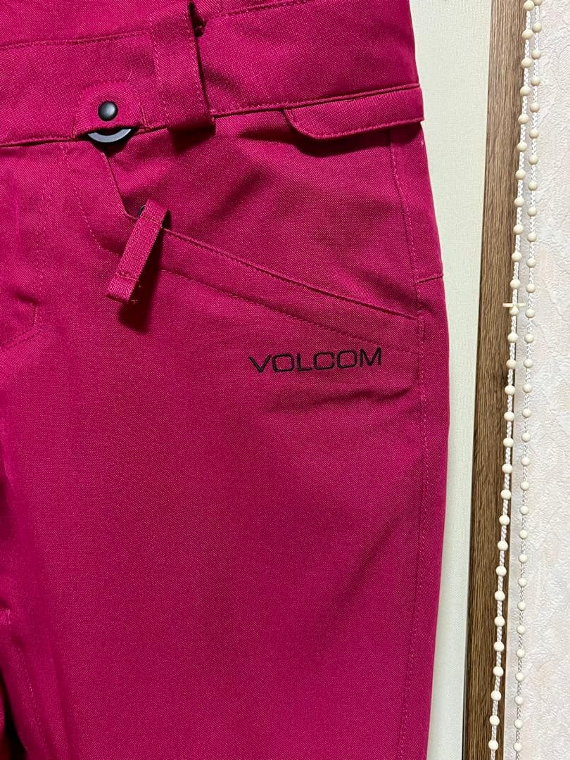 ボルコムレディーススノーボードウエア上下