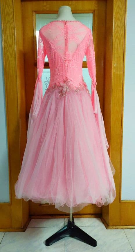 ソシアル　★美品 お得社交ダンスドレス フロート付　スタンダードドレス L