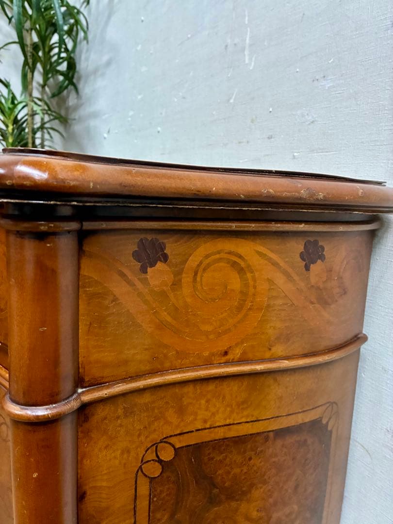 管453☆イタリア製☆アンティーク☆象嵌細工☆3段チェスト