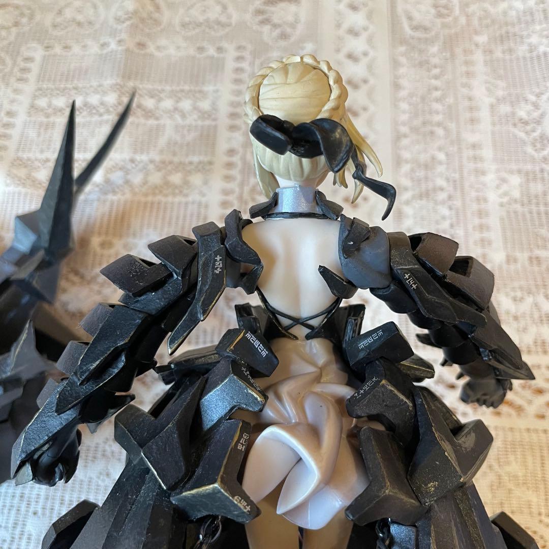Fate セイバー・オルタ　hakuコラボパッケージ　フィギュア
