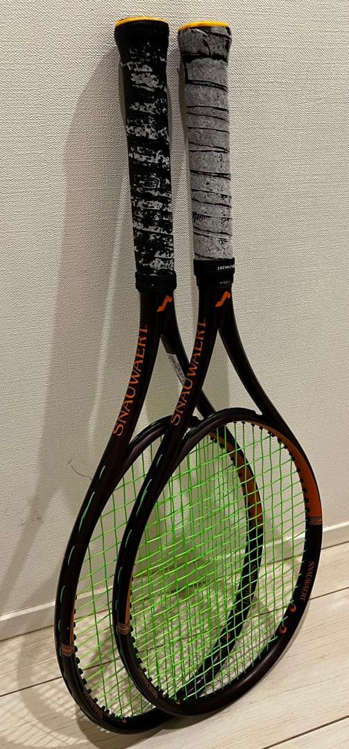 SNAUWAERT GRINTA 100 テニスラケット