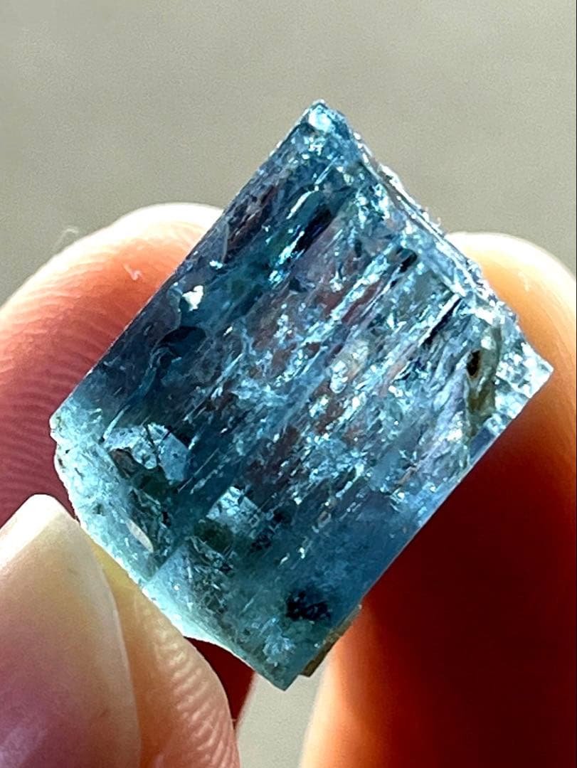 希少 風景を宿すアクアマリン 19.10ct (3.82g) ベトナム産