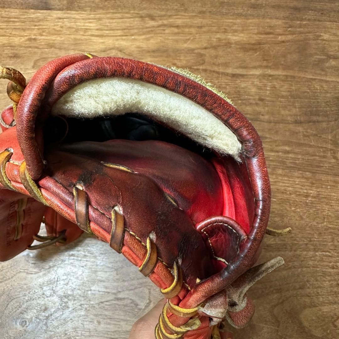ウィルソン赤 硬式内野グローブ