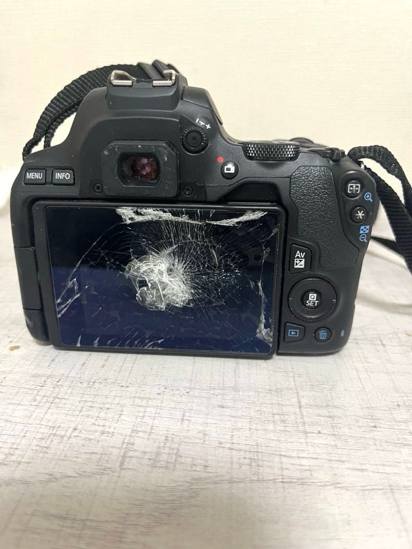 Canon EOS KissX10 ジャンク