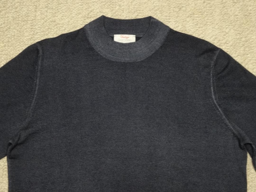 新品　定価3.5万円以上　グランサッソ・ヴィンテージ　モックネックニット　５０