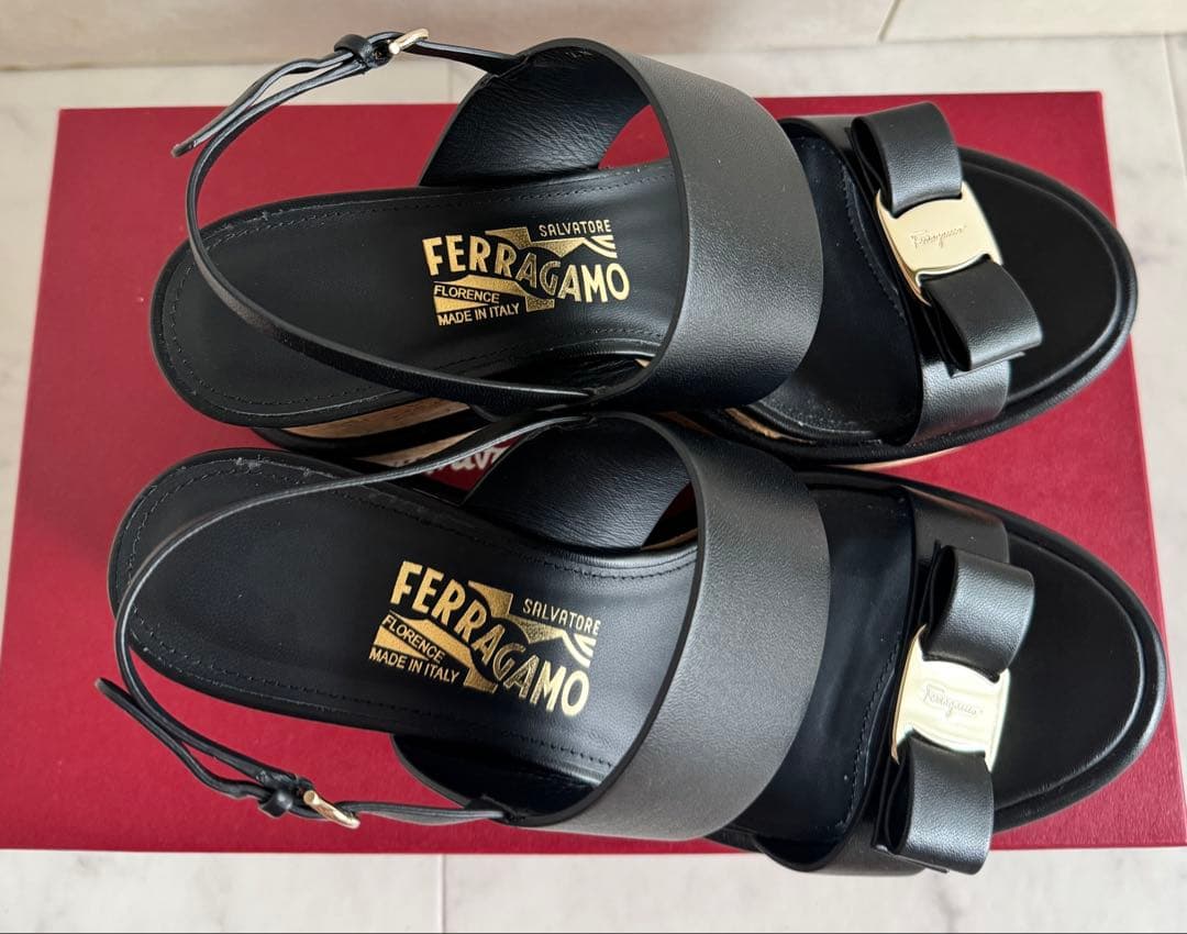 美品 フェラガモ　ウェッジ サンダル ヴェラリボン 8