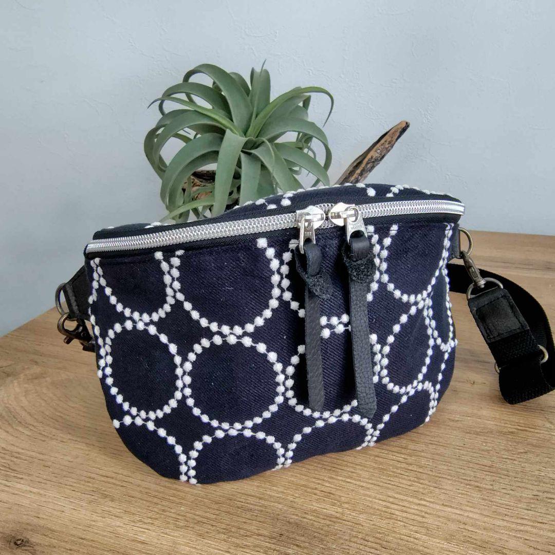 リ*ン様 ミナペルホネン/tambourine タンバリンネイビー×白/ボディー