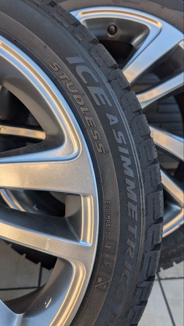 18インチスタッドレス スバル純正 アルミホイールセット 225/45/R18