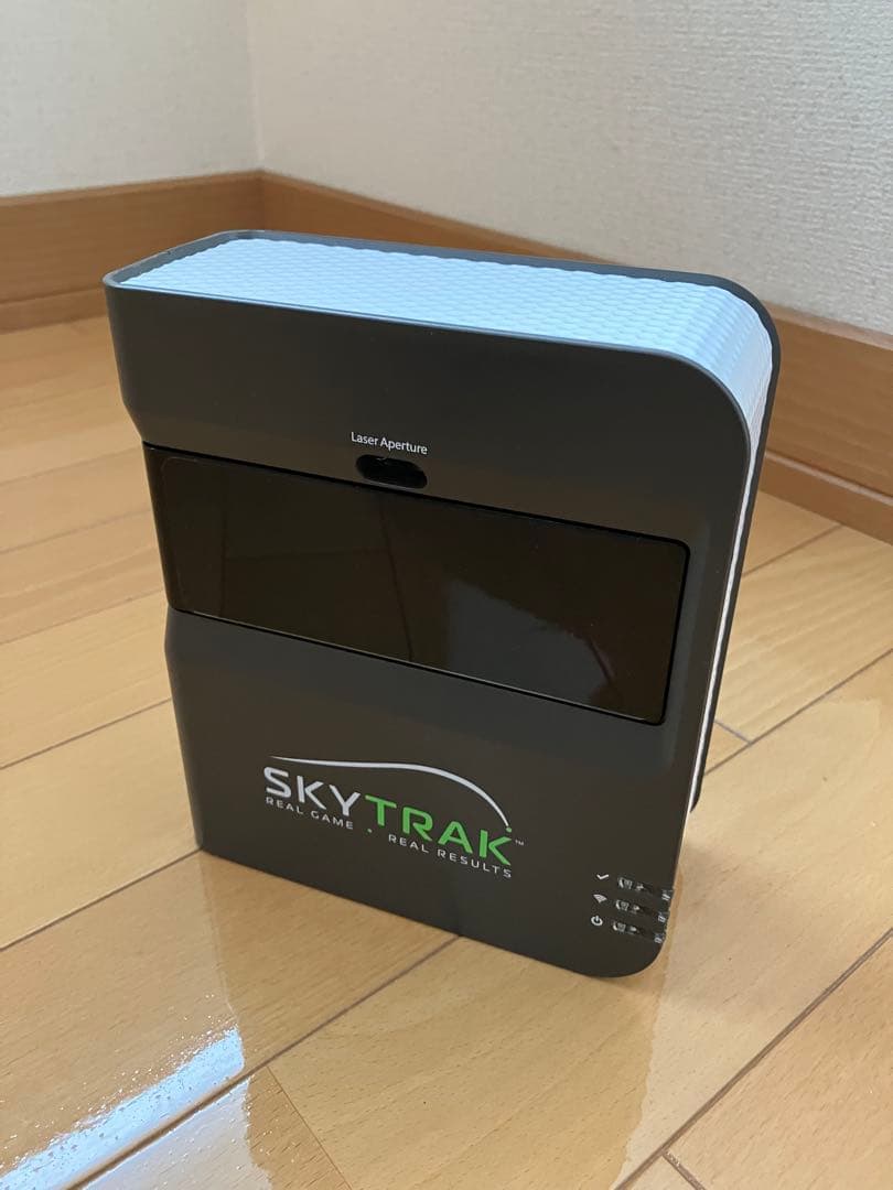 やるじゃん 【美品】スカイトラック弾道測定器(水平機能付きプロテクタ付属)