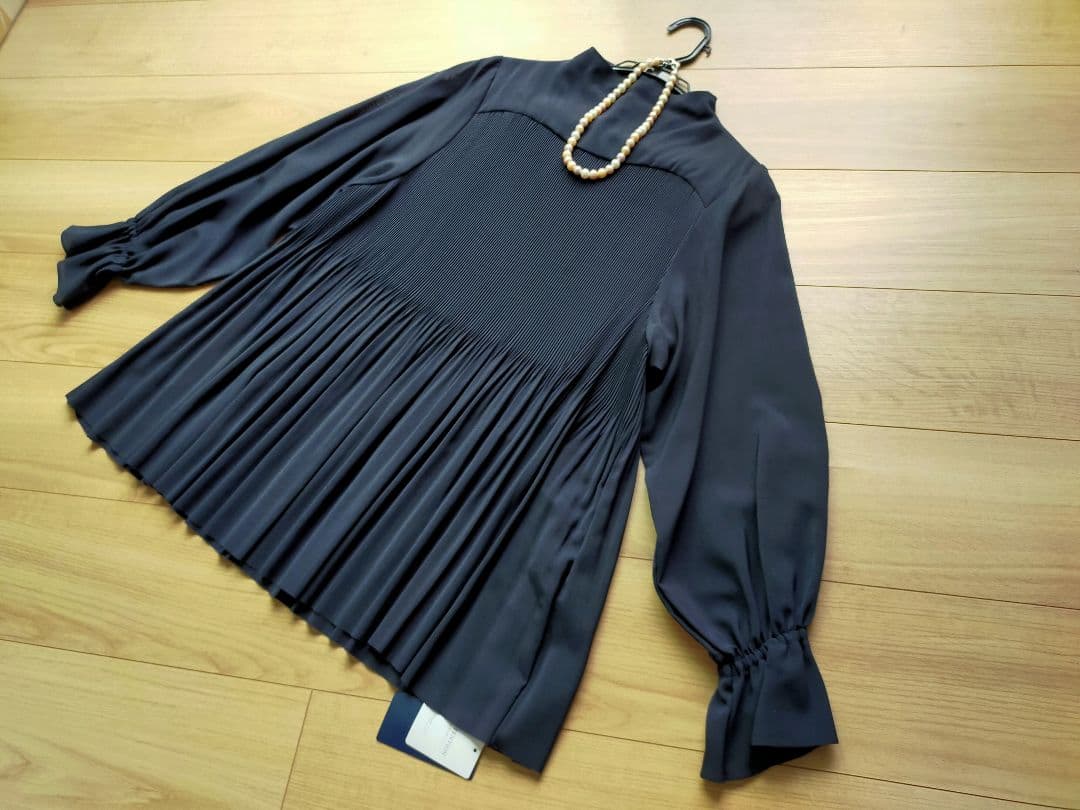 新品SHIPSシップス上品プリーツブラウスネイビー定価