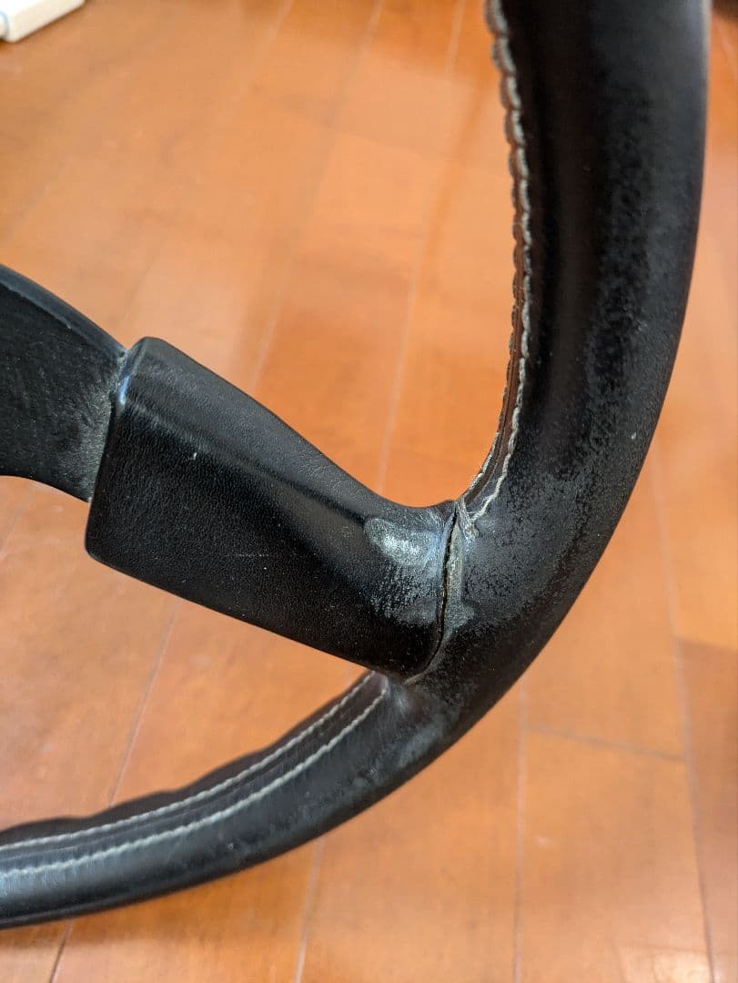 MOMOステアリング ロードスターNA6CE純正