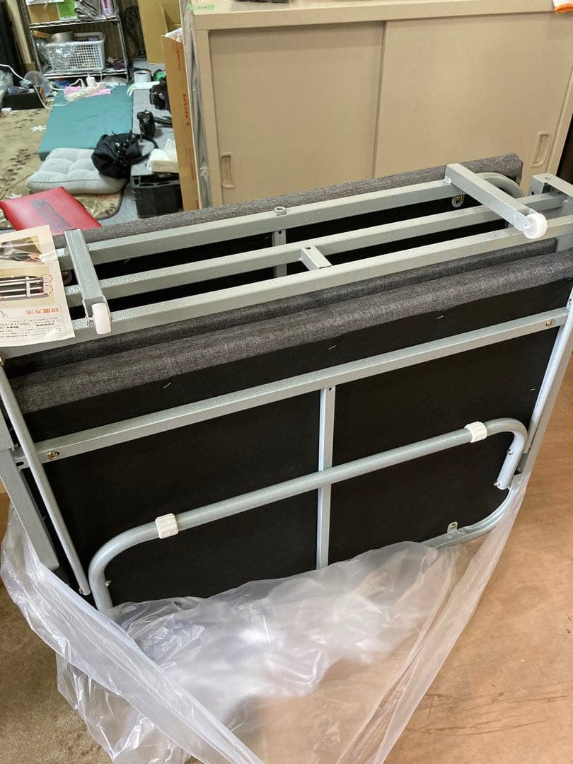 おりたたみベッド コンパクト 折りたたみ ベッド シングル 長180幅80高24