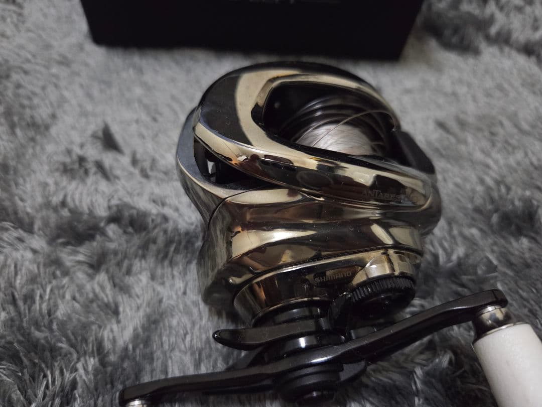 美品　21アンタレスDC XG 予備スプール　ハンドルノブ付き