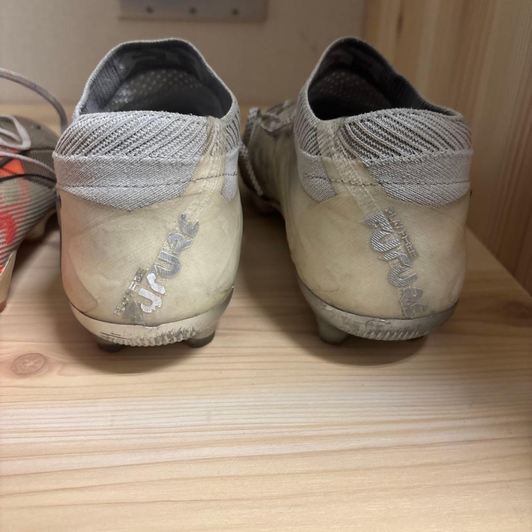 プーマウルトラとプーマフューチャー