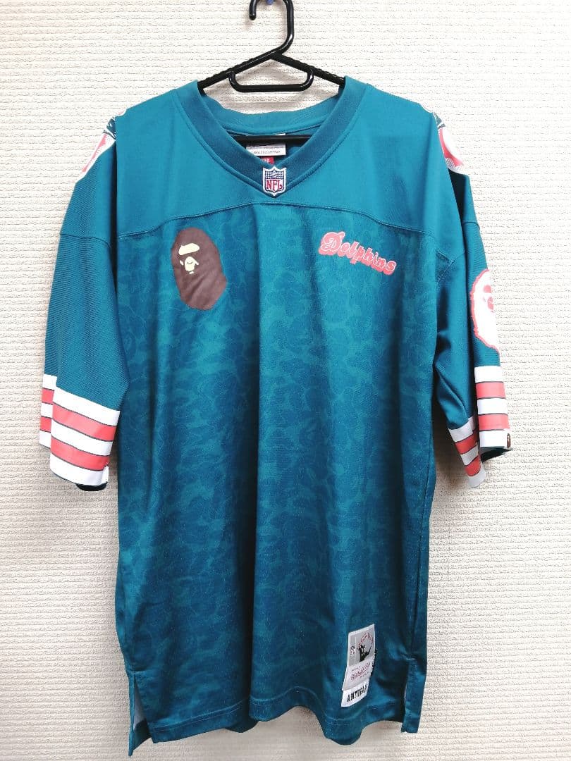 A BATHINGAPE　ベイシングエイプ　NFL ミッチェルアンドネス　コラボ