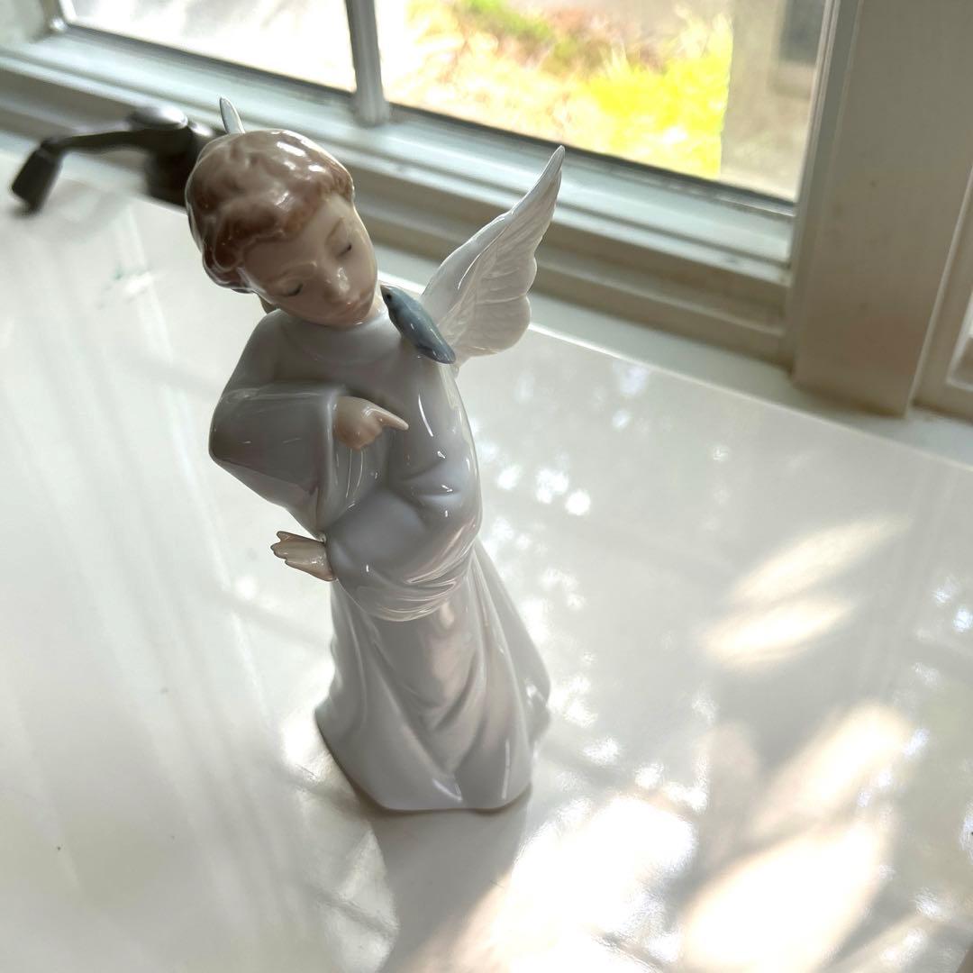 NAO陶器製 フィギュア　スペイン製　天使の像 約20cm