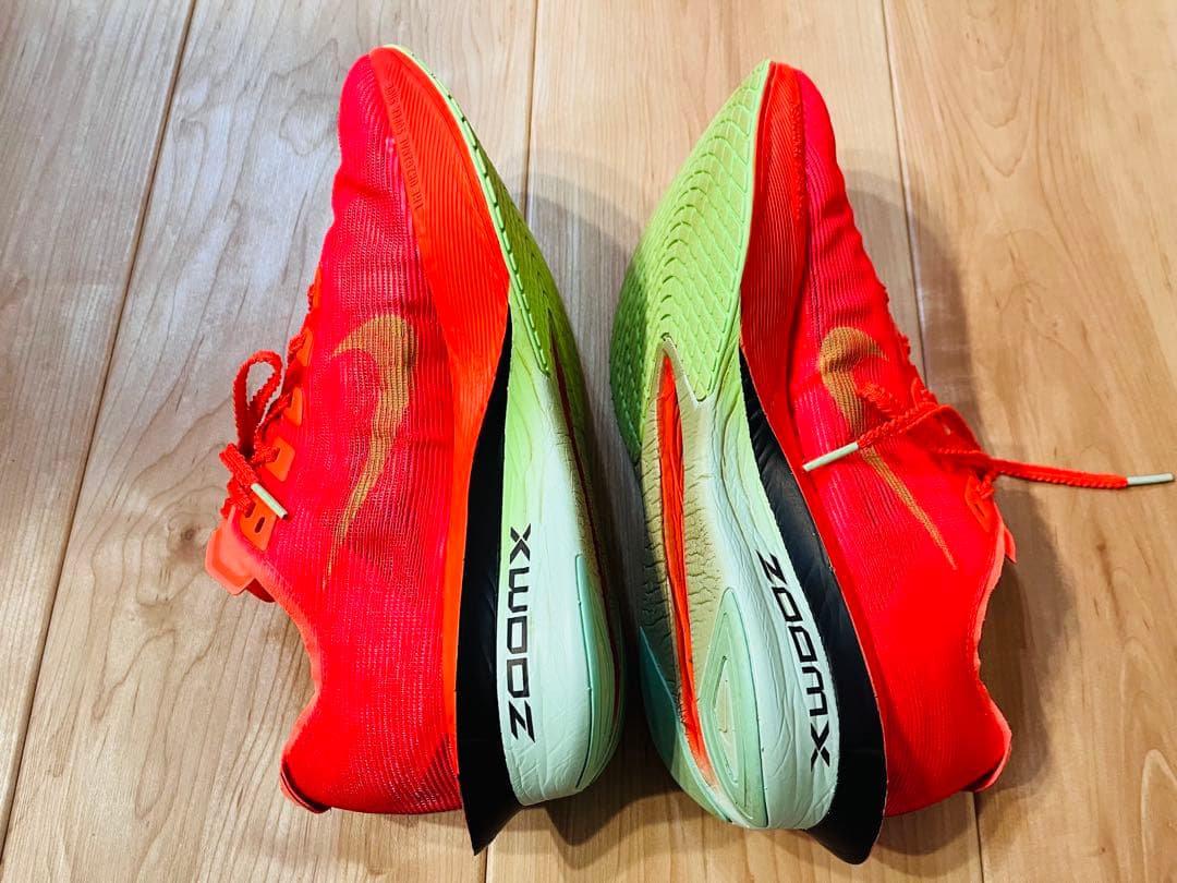 【当日または翌日発送】ナイキ ヴェイパーフライ4 27.5cm レッド