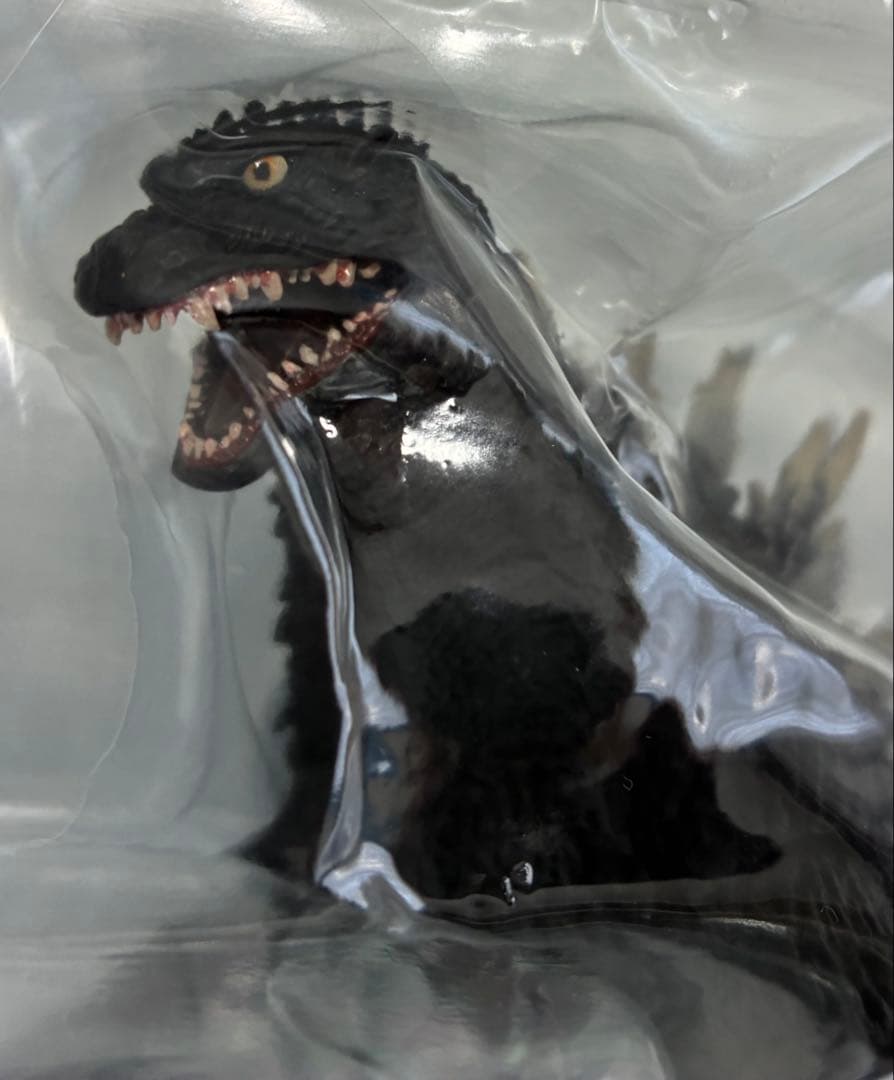 【新品同様】S.H.MonsterArts ゴジラ　2002 モンスターアーツ