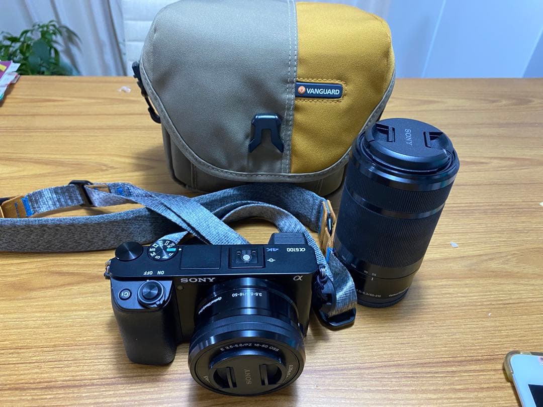 デジタルカメラ Sony Alpha a6100 16-50mm