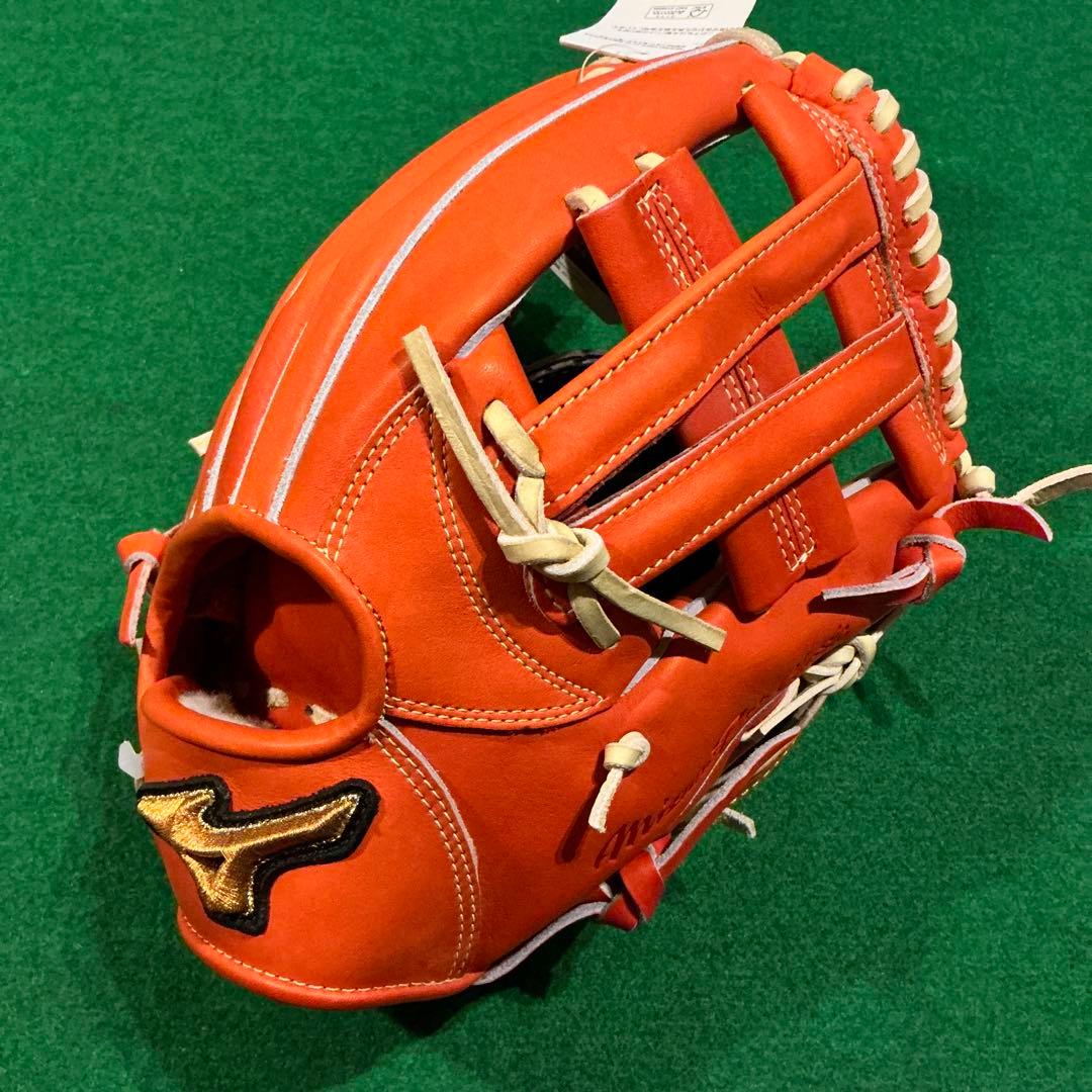 ミズノプロ　クラシック　軟式　内野手　新品未使用