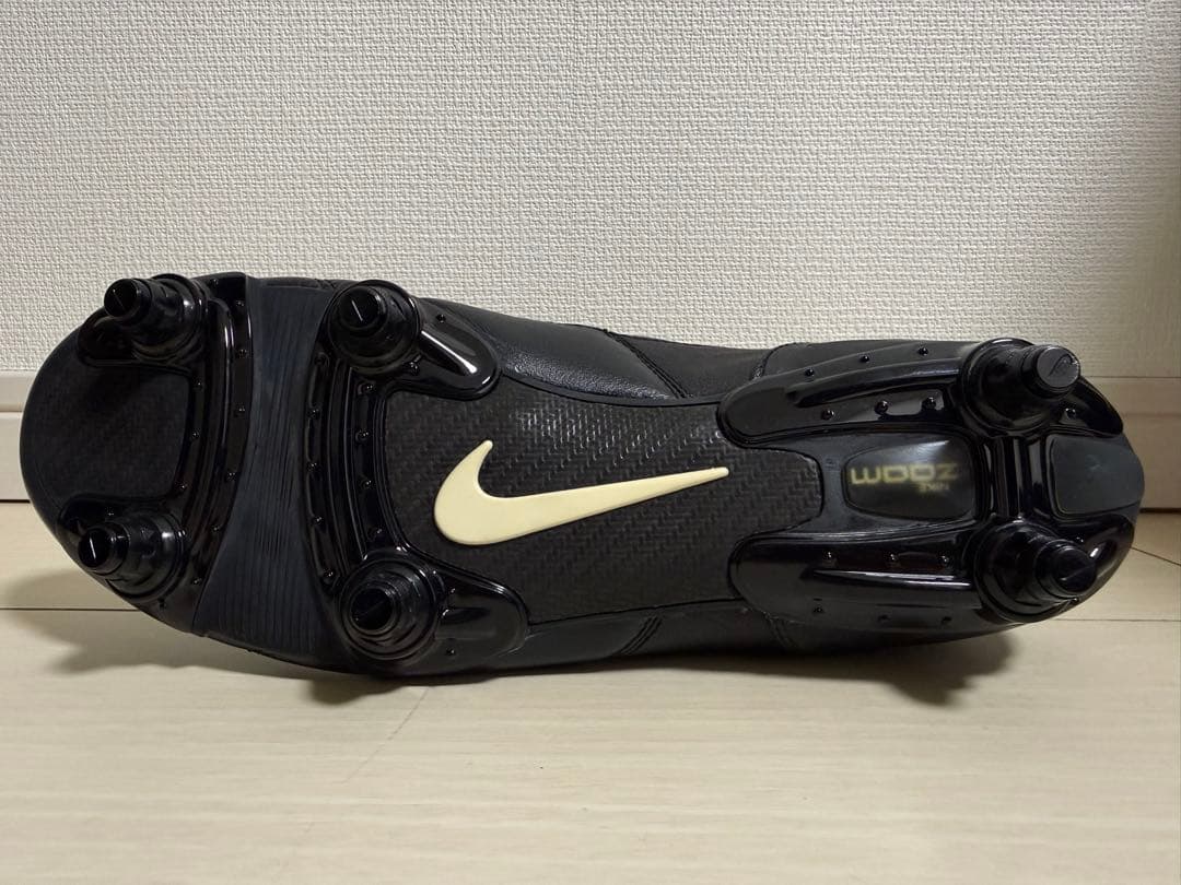 Nike ティエンポエアレジェンド2SG（取替式）レザー