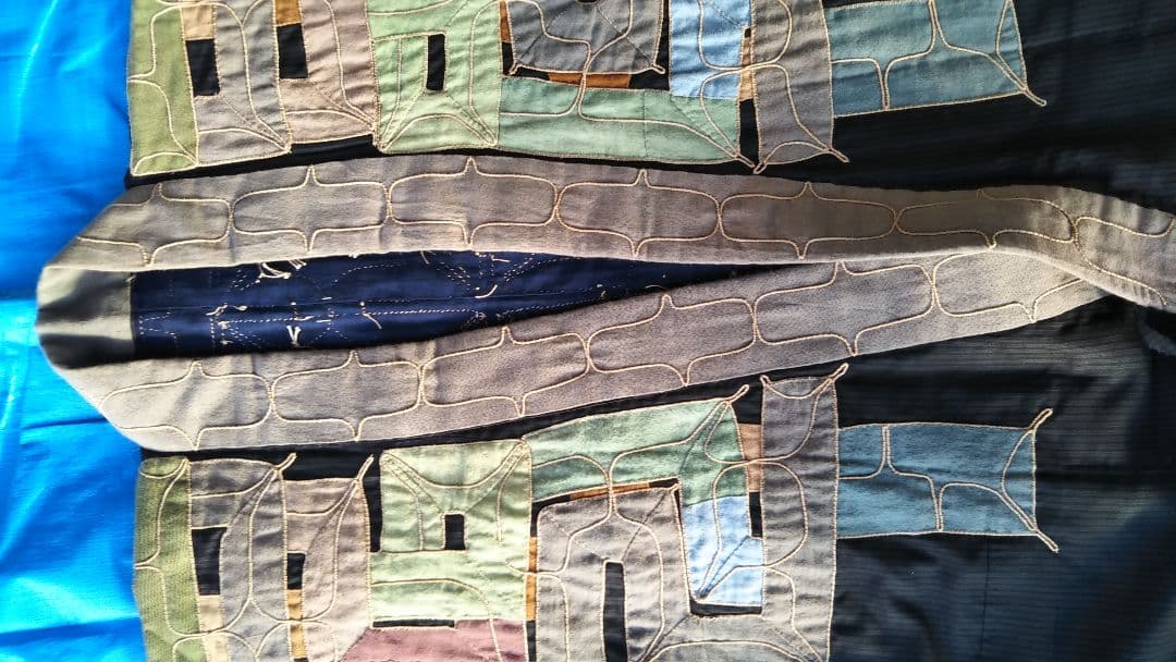 (値下げ)アイヌ民族衣裳　切り伏せ刺繍　超美品