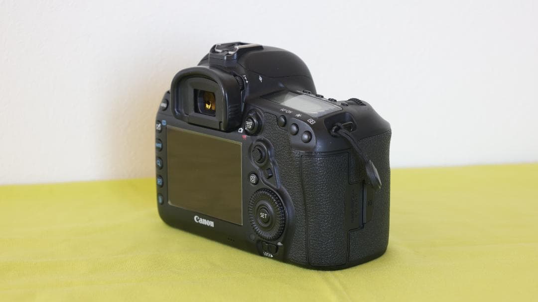 完動品/オーバーホール済 EOS 5Dmark4 ボディー