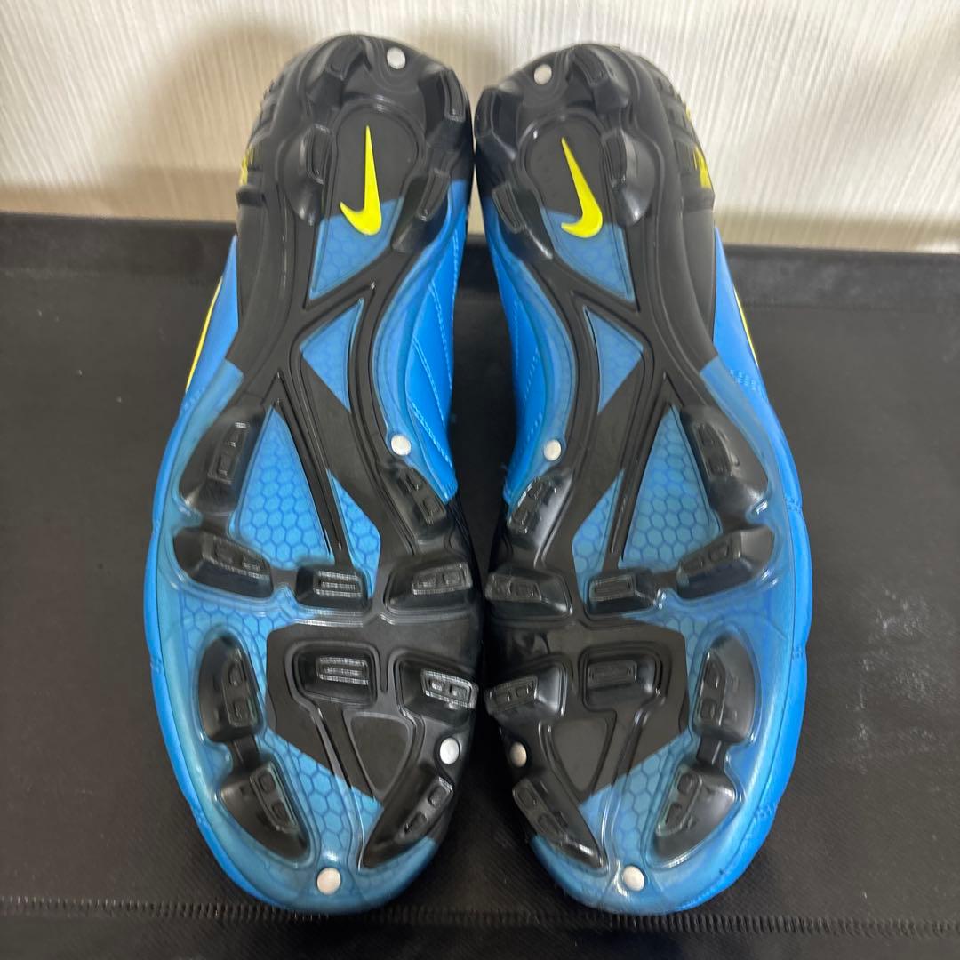 サッカースパイクナイキトータル90