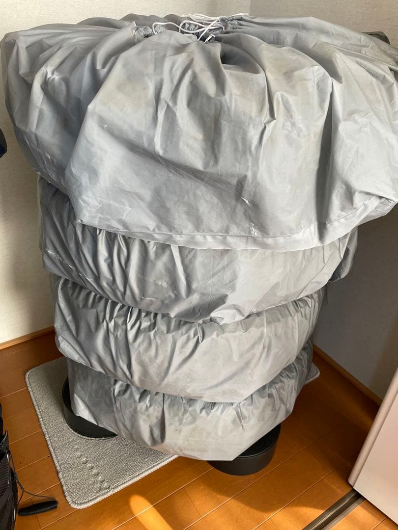 フリード　スタッドレスタイヤ 　ブリザックVRX2 185 65R 15