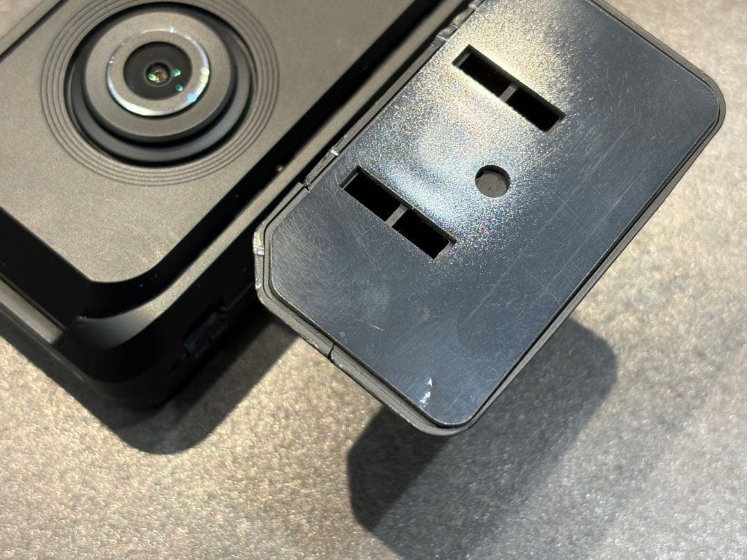 送料無料✨コムテック　前後ドライブレコーダー　ZDR055 両面テープ＆SD付き