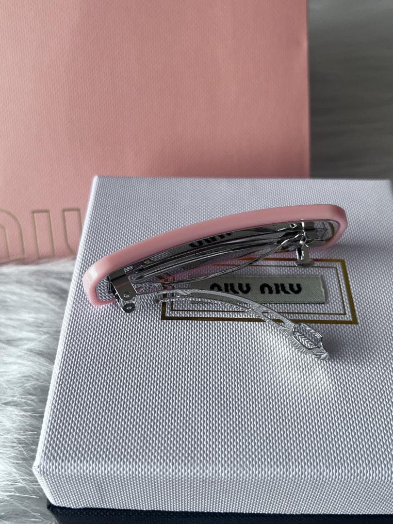 ヘアピン ピンク