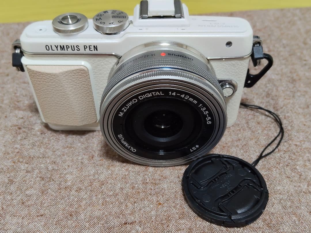 OLYMPUS PEN Lite E-PL7 ホワイト