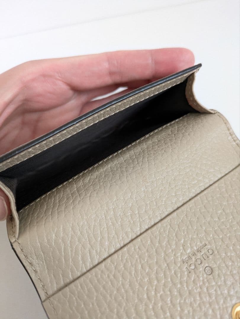 GUCCI 名刺入れ　ダブルG　カードケース　バイカラー　定期入れ