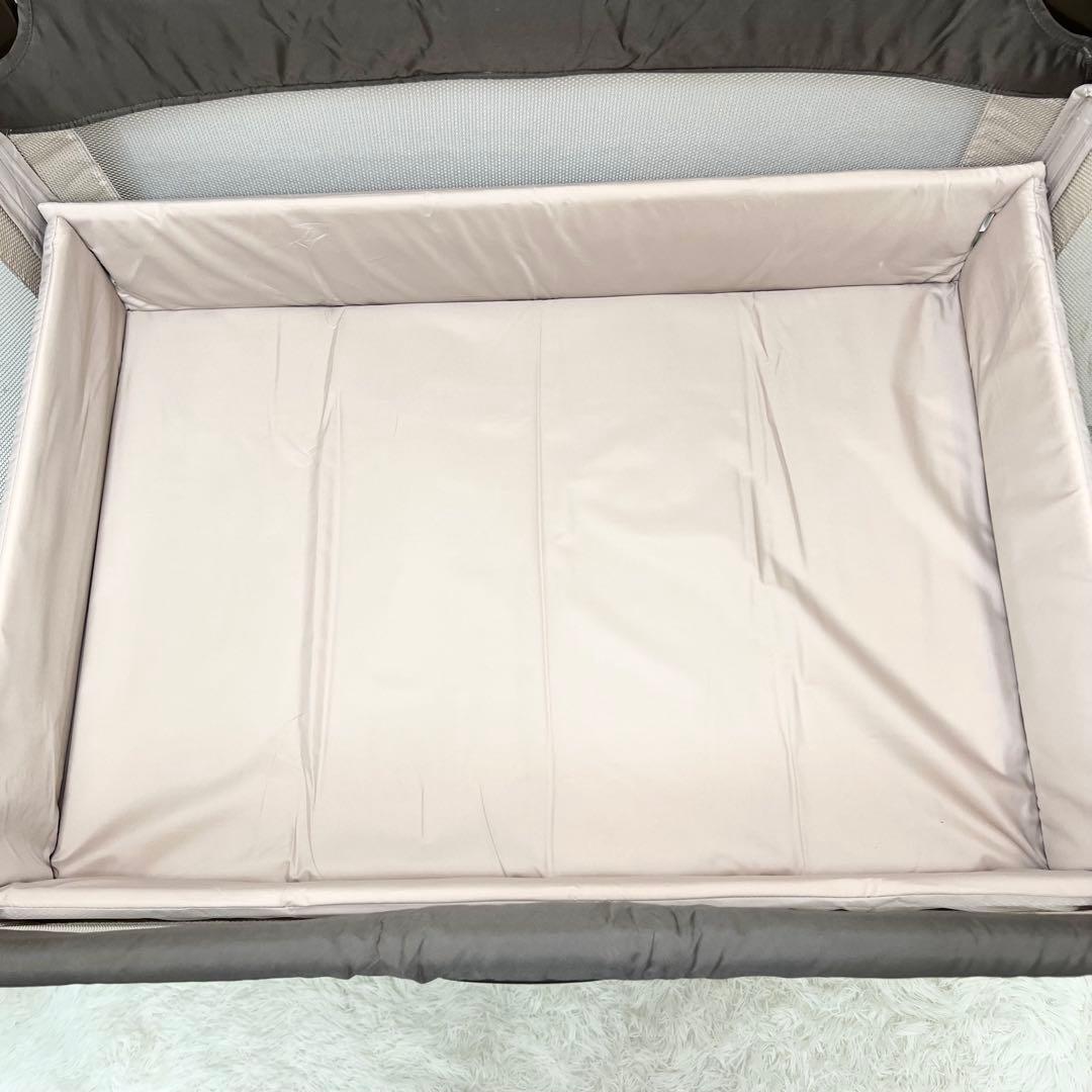 美品 Aprica ココネル ベビーベッド ココア 折りたたみ 66041